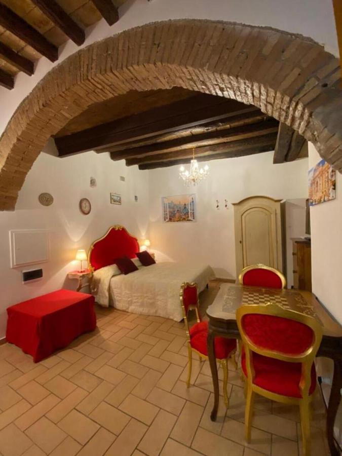 ローマCasa Arco Della Chiesa Nuova - Pantheon & Navonaアパートメント エクステリア 写真