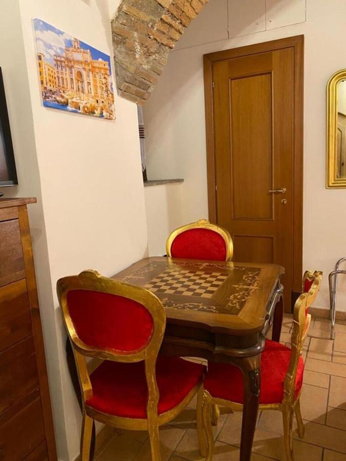 ローマCasa Arco Della Chiesa Nuova - Pantheon & Navonaアパートメント エクステリア 写真