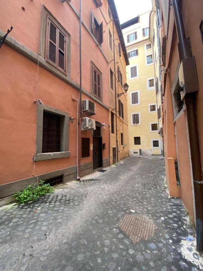ローマCasa Arco Della Chiesa Nuova - Pantheon & Navonaアパートメント エクステリア 写真